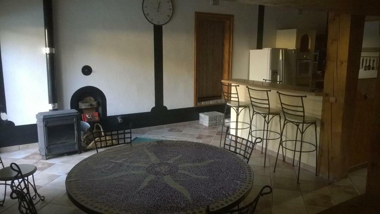 Willa La Perle Cachee Fontcouverte  Zewnętrze zdjęcie